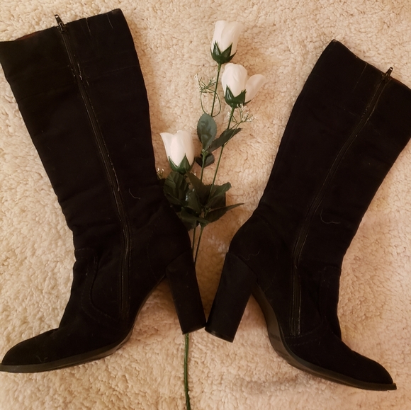 Rampage retro belted  heeled  boots - Picture 2 of 3